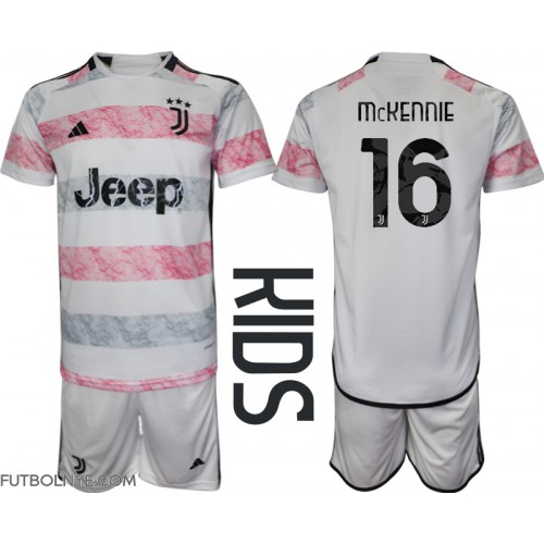 Camiseta Juventus Weston McKennie #16 Visitante Equipación para niños 2023-24 manga corta (+ pantalones cortos)
